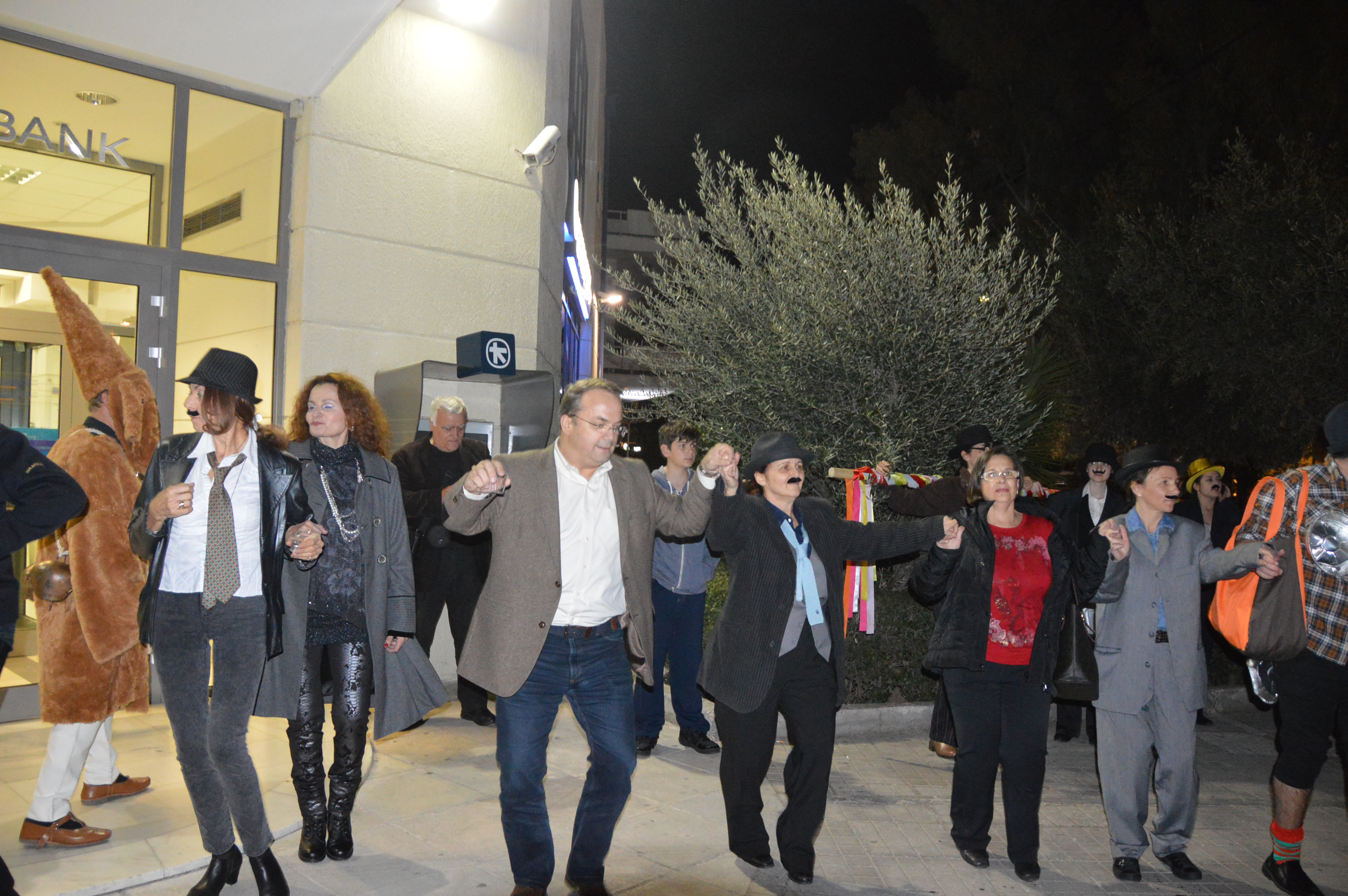 Ο Δήμαρχός μας κ. Γρηγόρης Κωνσταντέλος σέρνει το χορό