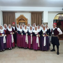 Τώρα που στήσαν το χορό...